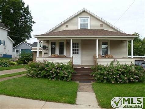 5th image of 454 Bay De Noc St