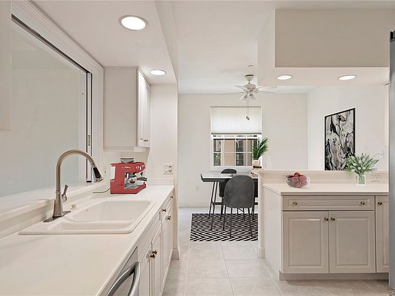 4th image of 4775 S Harbor Dr APT 104