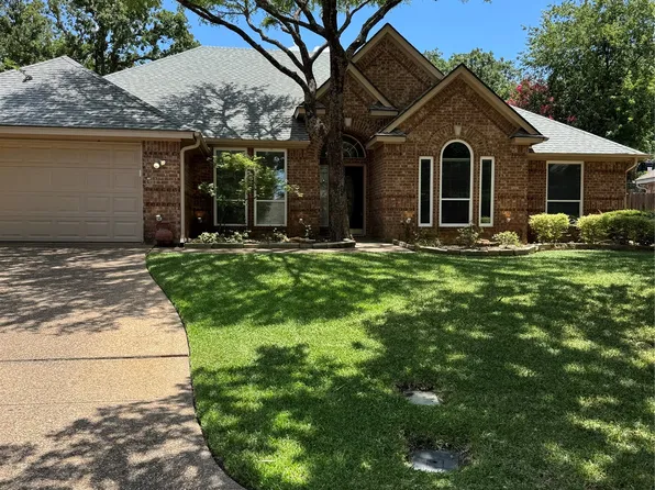 3 Mistywood Ct, Mansfield, TX 76063
