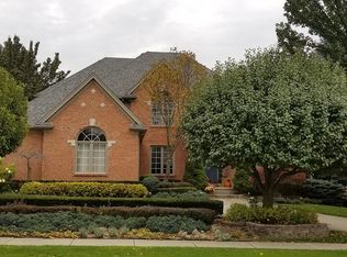 58146 Deerfield Dr, Washington, MI 48094