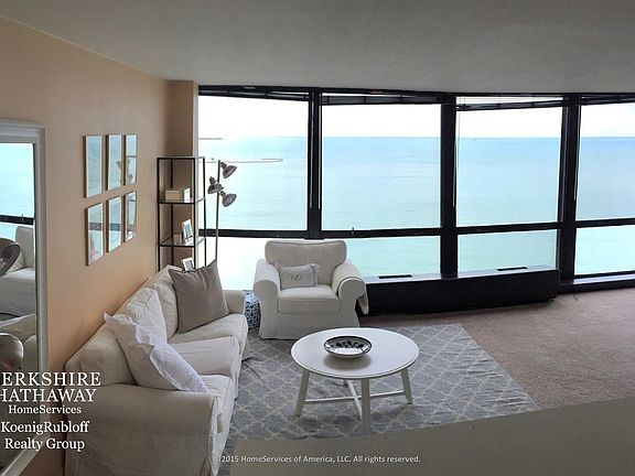 3rd image of 910 N Lake Shore Dr #2811