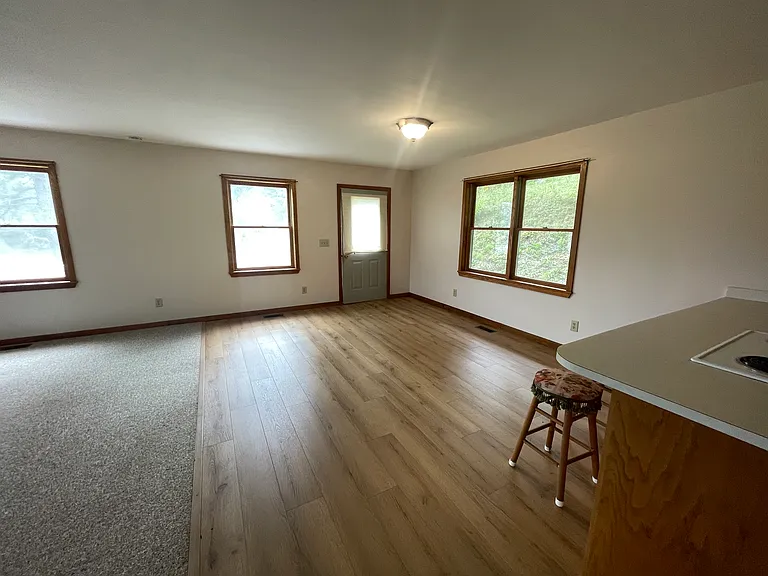 752 Meadow Brook Ln — Photo 21