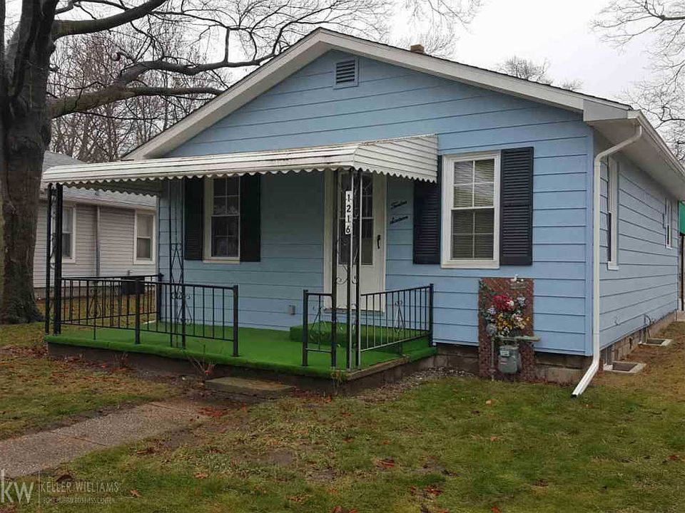 1st image of 1216 Maywood St