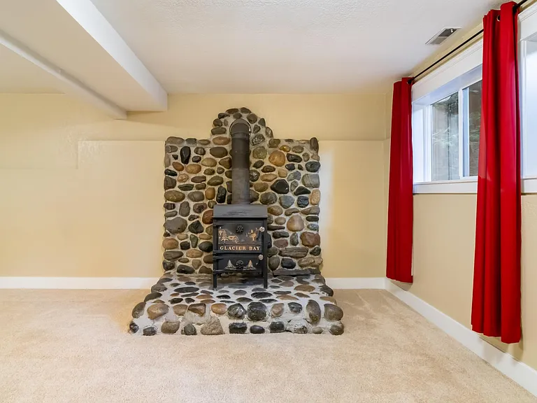 12840 NE 88th St — Photo 59