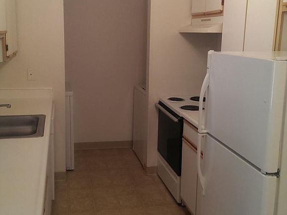 Apartment Layout May Vary