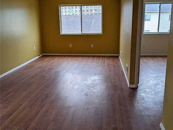2nd image of 408 Beach 36th St #2-F
