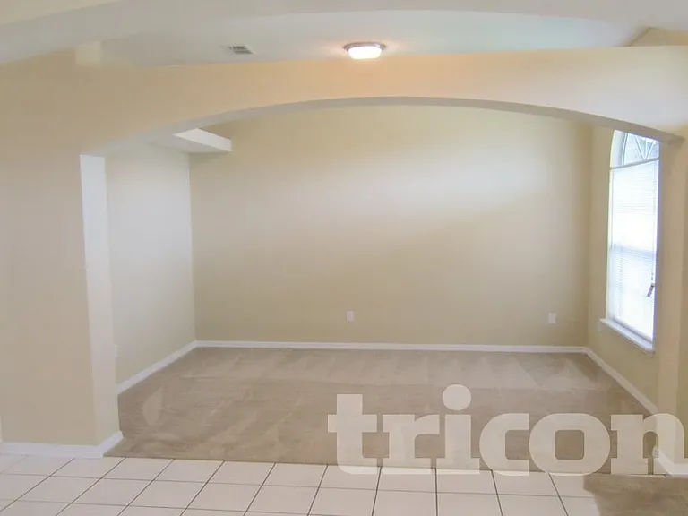 11509 Twin Oaks Trl — Photo 9