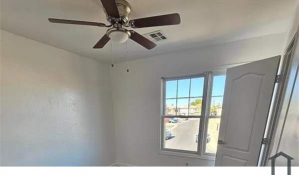 18293 W Elm St — Photo 19