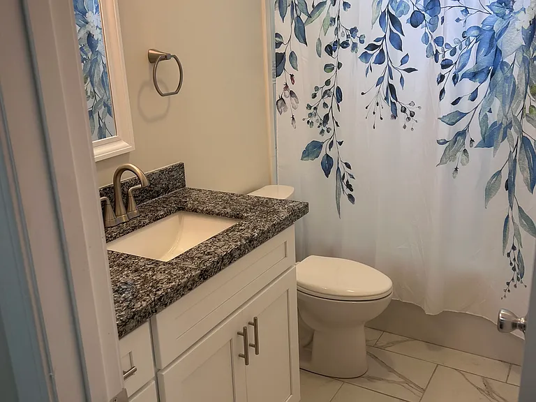 302 W Old Pass Rd — Photo 16