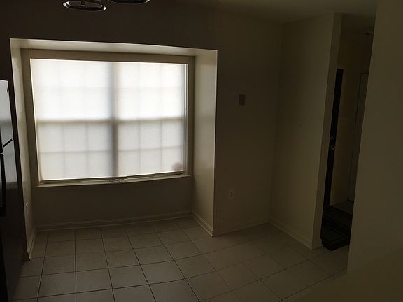 4th image of 8339 Founders Woods Way