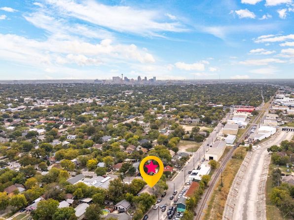 san-antonio-texas-169071045 picture