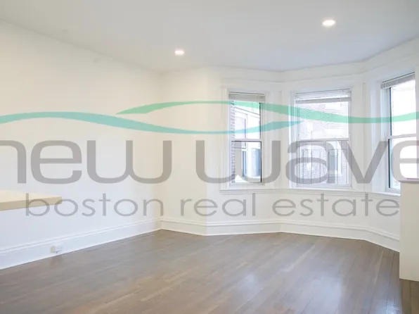 55 Queensberry St, Boston, MA