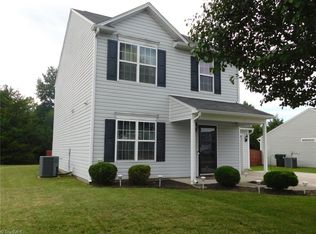 204 New York Dr, Thomasville, NC 27360