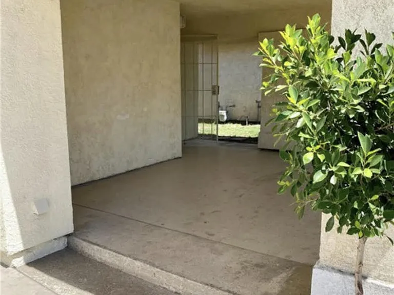 33411 Campus Ln — Photo 12