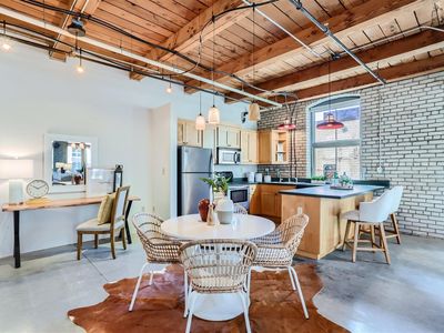 127 5th St NE APT 202, Minneapolis, MN, 55413