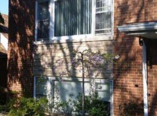 1025 N La Grange Rd, La Grange Park, IL 60526