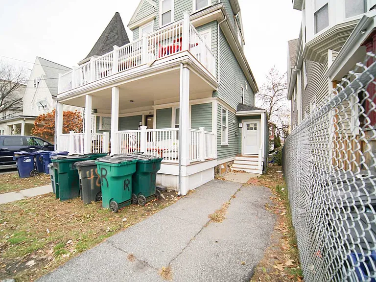 Ashford St — Photo 15