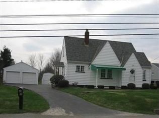 1814 Harlansburg Rd, New Castle, PA 16101