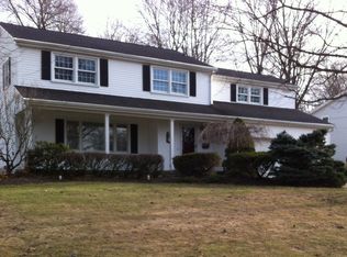 713 Mapleridge Dr, Youngstown, OH