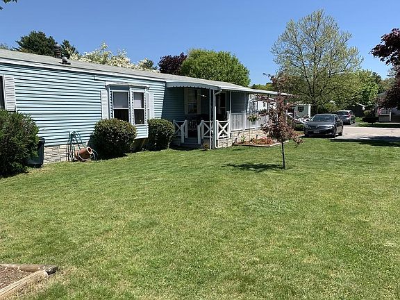 4th image of 3 Viola Dr #404