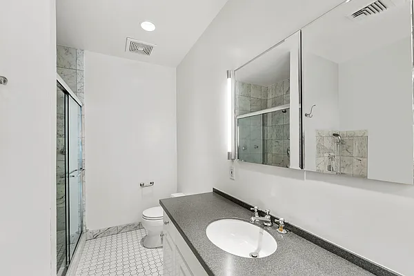 Sold by Reza Namazi, LREB | media 19