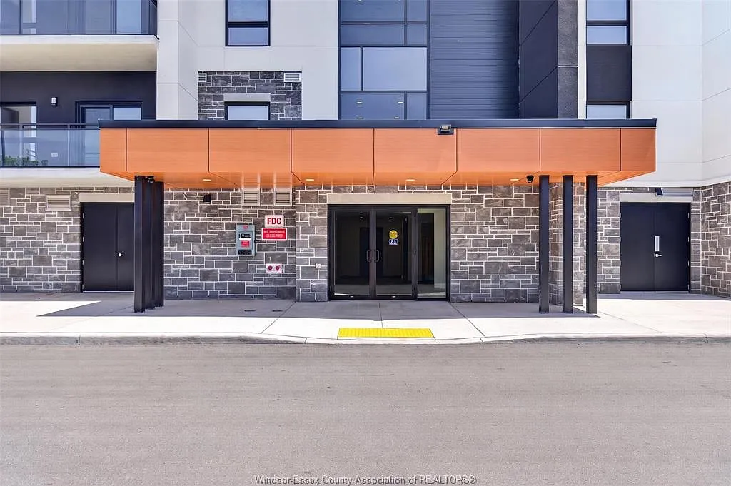 2 bed, 2.0 bath, 965 sqft, $2,300 — Photo 3
