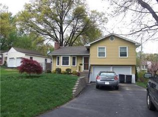 9746 E 26th Ter S, Independence, MO 64052