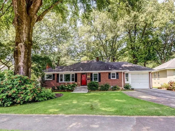 1227 Colonial Rd, Memphis, TN 38117