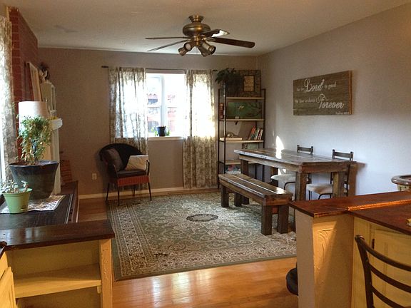 5th image of 2906 Willow Creek Dr