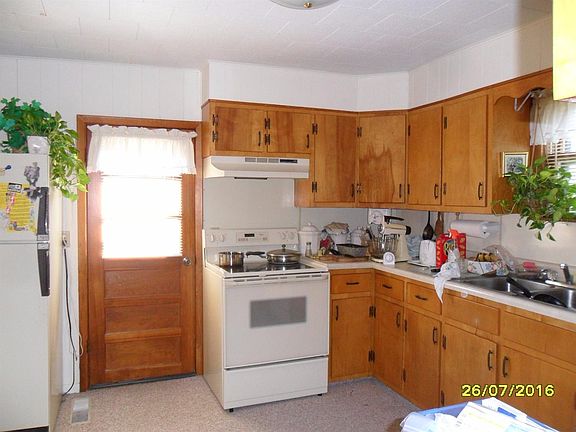 4th image of 304 S A St