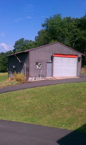2nd image of 584 Shuler Hollow Rd