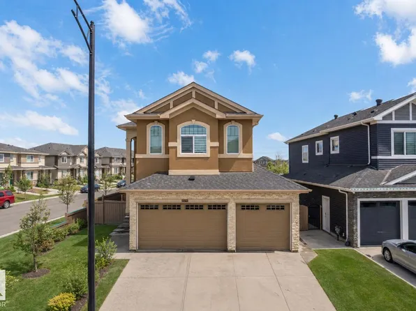 1404 25th St NW, Edmonton, AB T6T 2K7