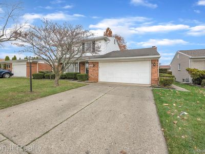26876 Northmore St, Dearborn Heights, MI, 48127