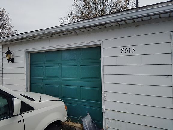 3rd image of 7513 Frankenmuth Rd