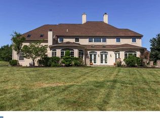 1774 Hawks Nest Ln, Collegeville, PA 19426