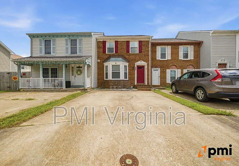 202 Stonehall Ct — Photo 34