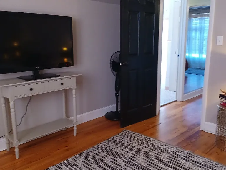 503 E Call St — Photo 13