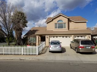 2216 W Little Sandy Dr, Merced, CA