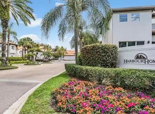 1175 Shipwatch Cir, Tampa, FL 33602