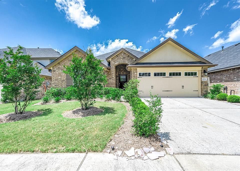 1st image of 12534 W Hillock Ln