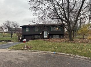 521 Meadowood Ct, Viroqua, WI 54665