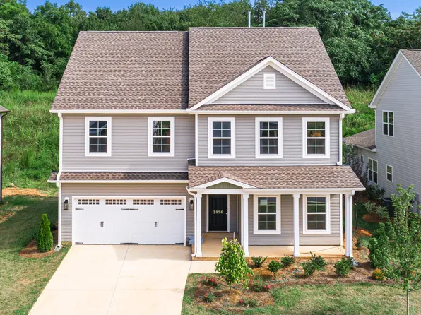 2956 Flat Rock Dr, Winston Salem, NC 27124