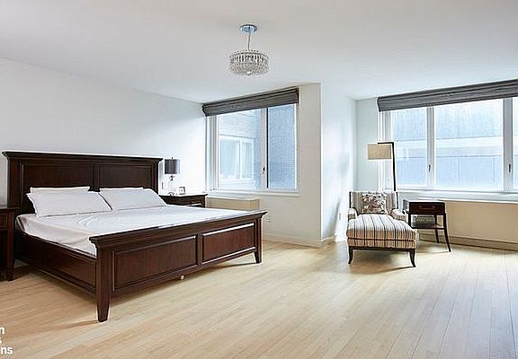 5th image of 322 W 57th St APT 30S
