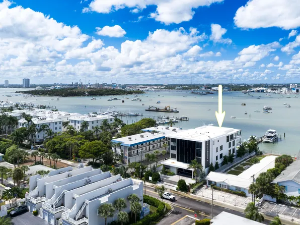 2323 Lake Drive #202, West Palm Beach, FL 33404