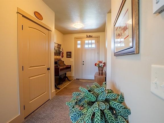 4th image of 602 Md Cir