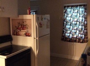 1188 SW Collins Ave, Topeka, KS 66604