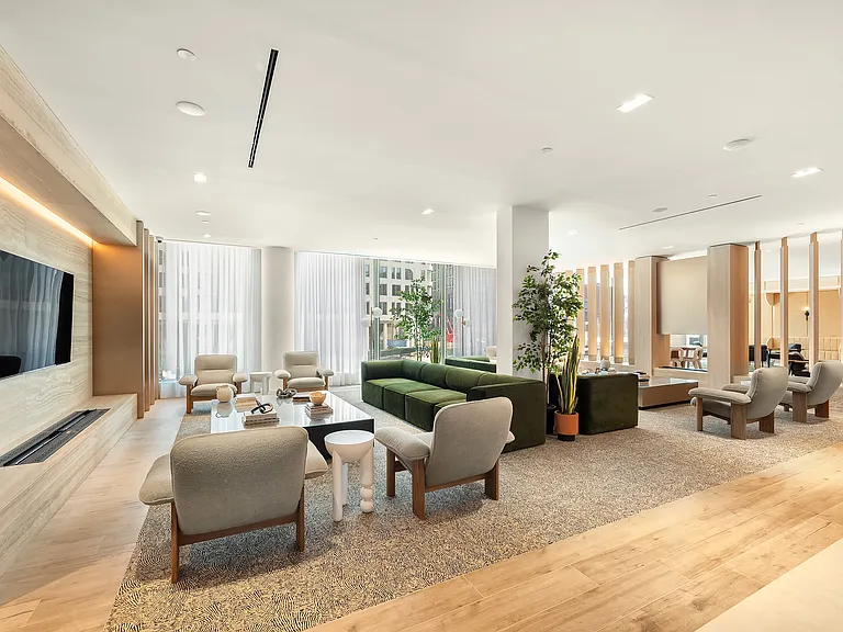 395 Carroll St #710 — Photo 12