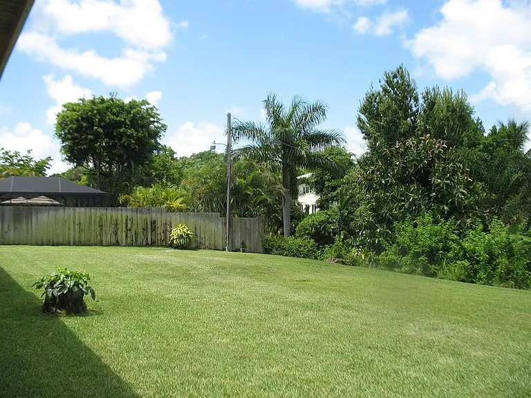 1805 Richard Ln — Photo 11