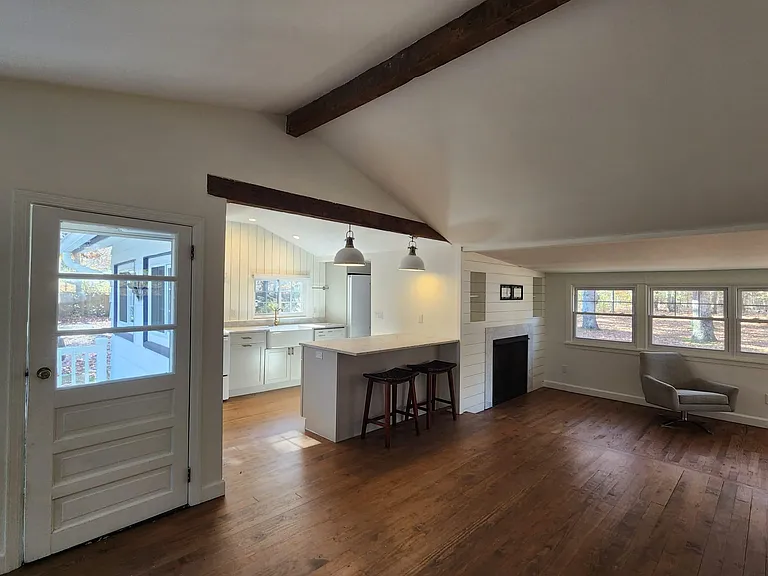 305 North Dr — Photo 12