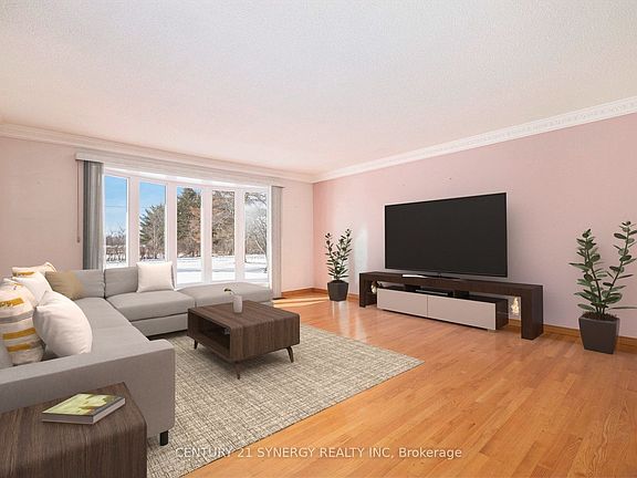 5th image of 4547 Carlsbad Ln